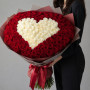 101 красная роза с белым сердцем фото 3